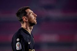 Messi sốc và chán nản vì Barca 'phá kèo' gia hạn