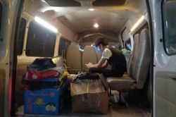 Nhóm đối tượng F0 la hét và cầm dao đe dọa bác sĩ vì không được mang thuốc lá vào trong khu cách ly