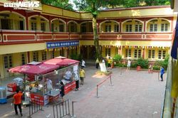 Điểm bán hàng lưu động đầu tiên phục vụ người dân Hà Nội đi chợ mùa giãn cách