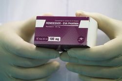 Chuyển 10.000 lọ thuốc Remdesivir cho TP.HCM