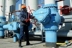 Ukraine nhập khẩu khí đốt đảo ngược ảo từ Châu Âu