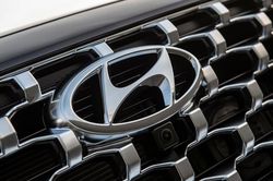 Top 10 logo xe hơi 'độc' và đẹp nhất thế giới