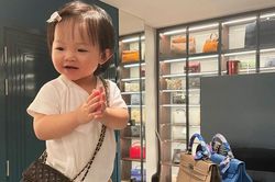 Cường Đô La chia sẻ khoảnh khắc đáng yêu của 'công chúa nhỏ', dân tình xuýt xoa bởi món hàng hiệu này!