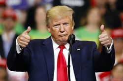 Sean Spicer: Ông Trump sẽ tái tranh cử tổng thống năm 2024