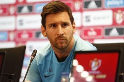 Chiều nay 8/8, Messi tổ chức họp báo ở Nou Camp
