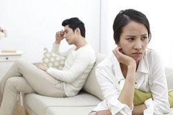 Hết chịu nổi ông chồng lúc nào cũng 'lạnh như băng'