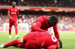 Liverpool tổn thất nặng sau trận hòa Bilbao