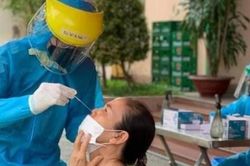 Gần 2.000 tình nguyện viên Cần Thơ tham gia lấy mẫu xét nghiệm COVID-19 tại cộng đồng