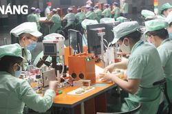 Đà Nẵng dự kiến tiêm vắc-xin AstraZeneca mũi 1 cho hơn 26.500 người