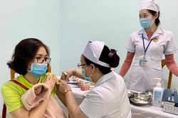 Tiêm vắc xin phòng Covid-19: Đảm bảo chặt chẽ, an toàn
