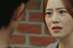 Có nên kết hôn với bạn trai khi anh ta có cô bạn thân như thể người yêu
