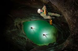 Tìm thấy thi thể du khách Nga trong hang sâu nhất thế giới