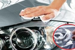 Cách xử lý đèn xe ô tô bị ố vàng tại nhà
