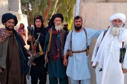 Taliban giành thêm hai thủ phủ Afghanistan trong một ngày