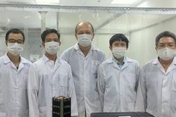 Vệ tinh Việt Nam lên đường ra sân bay, chuẩn bị phóng lên vũ trụ