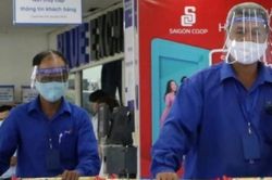 TP.Hồ Chí Minh: Nhân viên siêu thị, cửa hàng tiện lợi phải mang thẻ nhận diện