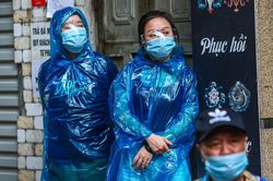 Thêm 30 người tại Hà Nội nhiễm nCoV