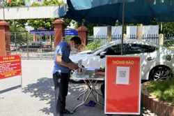 Thực hiện triệt để việc quét mã QR đáp ứng công tác truy vết