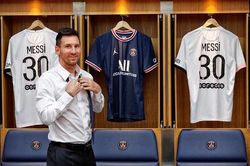 Chia tay Barca, Messi vẫn nhận được món tiền 'khủng' về lòng trung thành