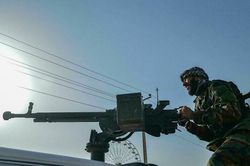 Talian chiếm thủ phủ thứ 10 của Afghanistan gần thủ đô Kabul