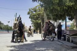 Taliban tiến sát Kabul, chiếm thủ phủ thứ 10 của Afghanistan