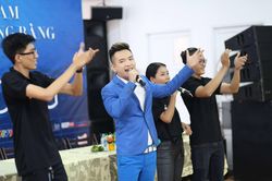Ca sỹ Việt Quang giã từ cõi tạm ở tuổi 44 do bệnh viêm phổi