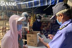 Tạm dừng hoạt động chợ đầu mối Hòa Cường