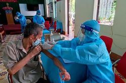TPHCM tiêm vắc xin cho đối tượng cai nghiện, bảo trợ xã hội