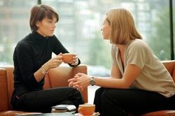7 sự thật tế nhị nên sớm tiết lộ với bạn bè, người thân