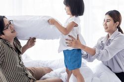 Hoạt động hữu ích cùng con đi qua mùa dịch