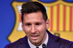 Tin nhắn của Messi cho đồng đội trước khi rời Barca
