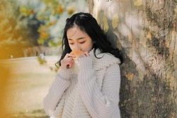 Vợ anh tìm đến tận nơi chúng tôi ở để đánh ghen