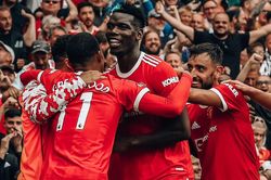 MU thắng '5 sao': Quỷ đỏ và vũ điệu Pogba