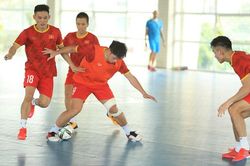 HLV Phạm Minh Giang loại 5 cầu thủ khỏi danh sách đội tuyển futsal Việt Nam
