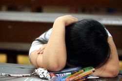 Mẹ chết đau đớn dưới bàn tay của con gái 15 tuổi, bi kịch khởi nguồn từ sai lầm nhiều phụ huynh phạm phải