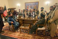 Taliban tuyên bố 'chiến tranh kết thúc ở Afghanistan'