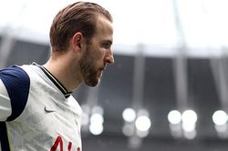 Bóng đá hôm nay 16/8: MU chưa dừng mua sắm. Lý do Kane vắng mặt trận gặp Man City