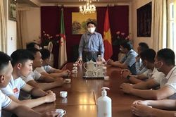 Đại sứ Nguyễn Thành Vinh tiếp Đội tuyển Việt Nam tham dự Army Games 2021 tại Algeria