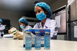 Thủ tướng: Phải có vaccine sản xuất trong nước sớm nhất để bảo vệ tính mạng, sức khỏe nhân dân
