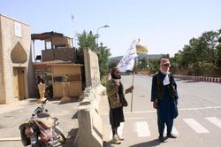 Hành trình 4 tháng Taliban trở lại kiểm soát Afghanistan