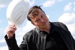 Lương 0 đồng, thưởng hàng chục tỷ USD, Elon Musk vẫn đi vay tiền