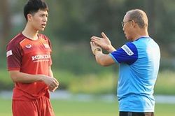 HLV Park Hang Seo rèn vũ khí mới cho ĐT Việt Nam