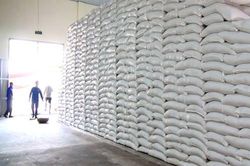 Hỗ trợ gạo các địa phương thực hiện giãn cách xã hội