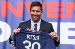 PSG bán 1 triệu áo đấu Messi trong một tuần