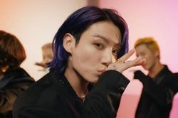 Bằng chứng BTS yêu thú cưng đến nhường nào