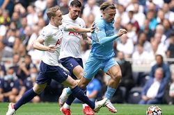 Grealish ra mắt Man City không tốt: Có đáng trách hay không?