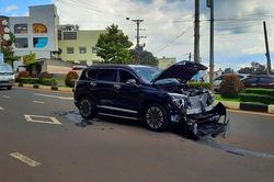 Điều tra các đối tượng tông xe, nổ súng giữa phố Pleiku