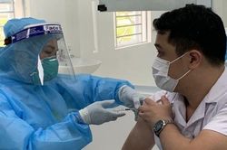 Covid-19 ở Việt Nam: Cả nước đã tiêm hơn 15,3 triệu liều vaccine, Nghệ An thêm 20 ca mắc mới