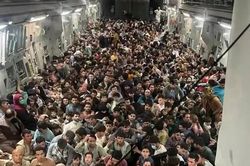 Hình ảnh hỗn loạn, thảm khốc khi người Afghanistan tìm đường di tản