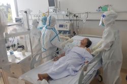 TP Hồ Chí Minh: Trên 2000 bệnh nhân mắc COVID-19 nặng phải thở máy và can thiệp ECMO